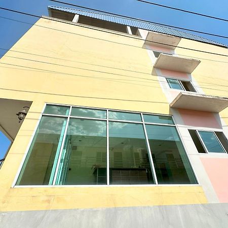 Tara Apartment Surat Thani Ngoại thất bức ảnh