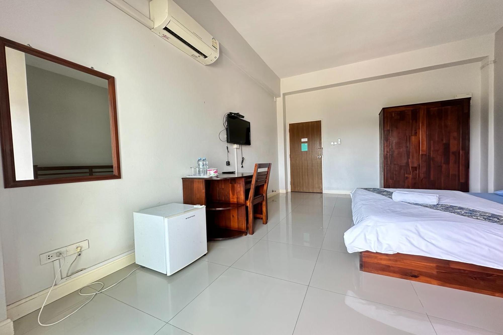 Tara Apartment Surat Thani Ngoại thất bức ảnh